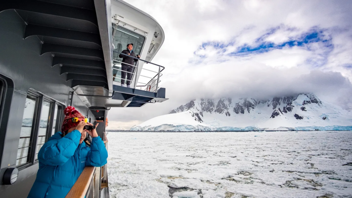 When is the Best Time to Travel to Antarctica?