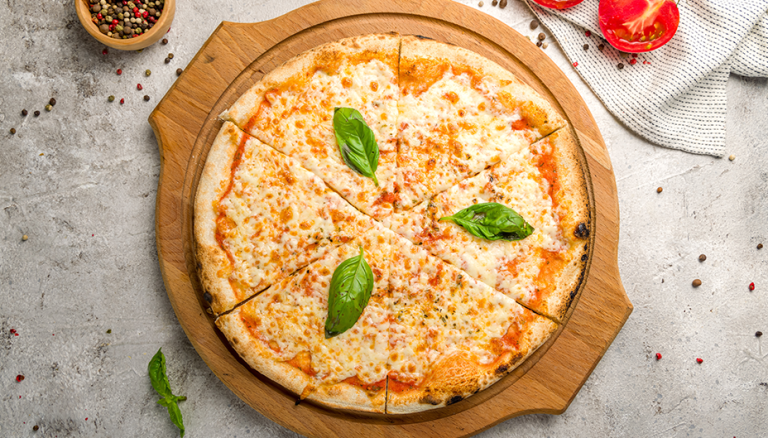 Craving That Cheesy Goodness? Here’s Where Pizza Fans Are Heading