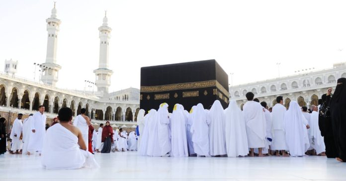 What to Expect When Traveling for Umrah in Busy Months